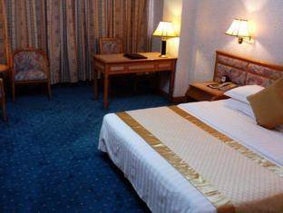 פושאן Golden City Hotel מראה חיצוני תמונה